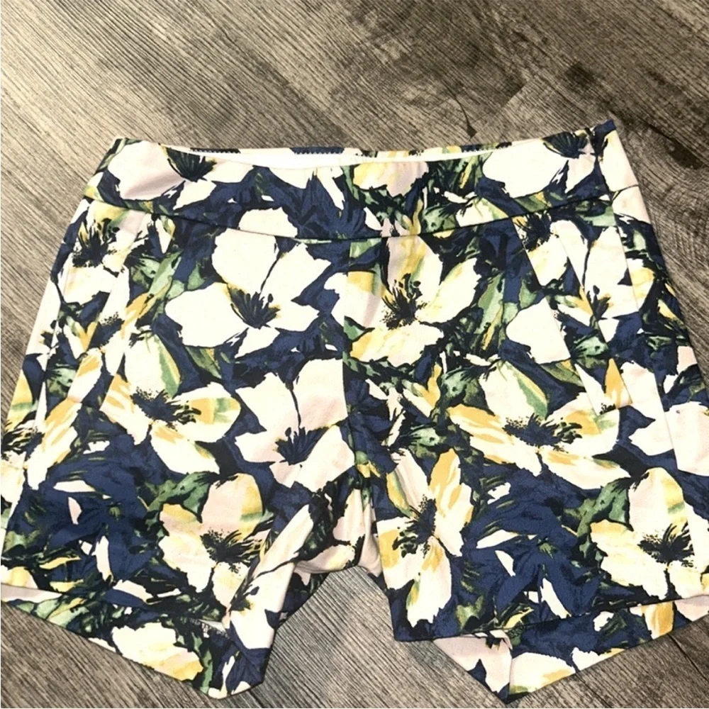 Floral Women's Shorts